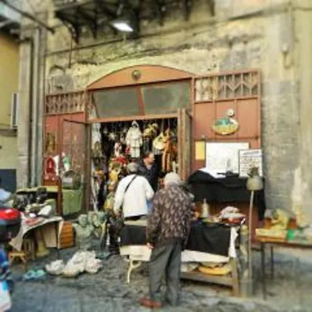 Nini Short Lets نابولي