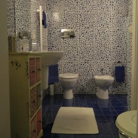 Apartment Nini Short Lets Neapel